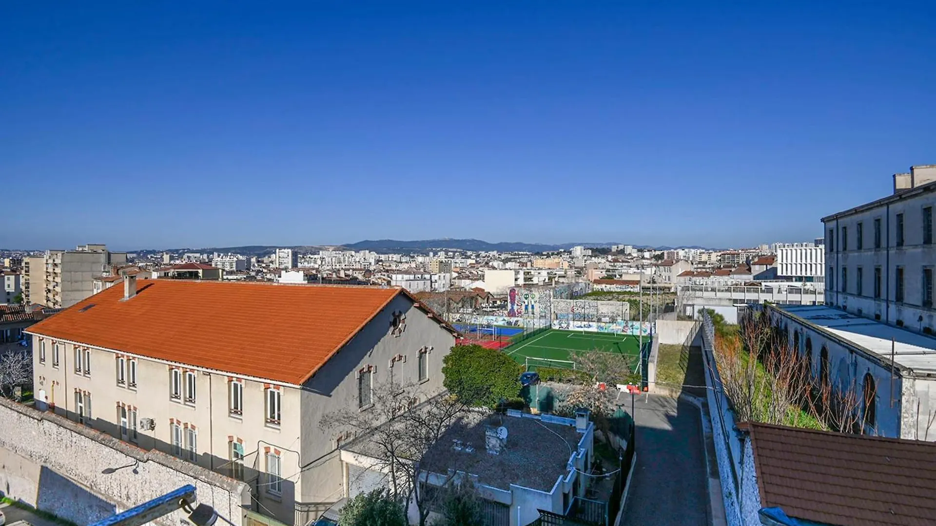 1-Bedroom Apartment Near Downtown Marseille 0*,  France